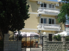 Гостиница Apartments Beba Zalad  Сутоморе